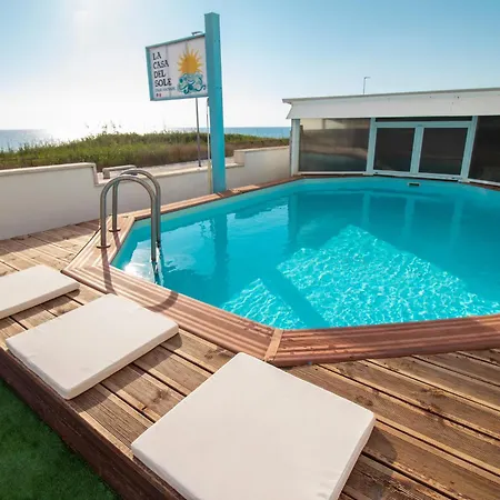 La Casa Del Sole - Beachfront - 住宿加早餐酒店 4*
