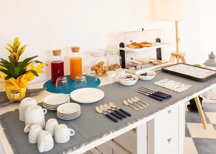 La Casa Del Sole - Beachfront - Bed and Breakfast