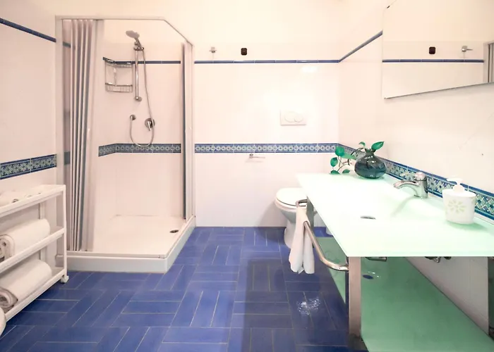 La Casa Del Sole - Beachfront - 4*