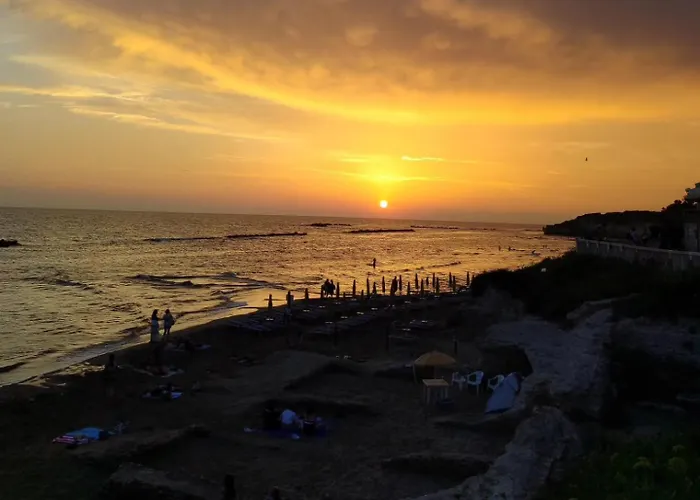 Bed and Breakfast La Casa Del Sole - Beachfront - 4*