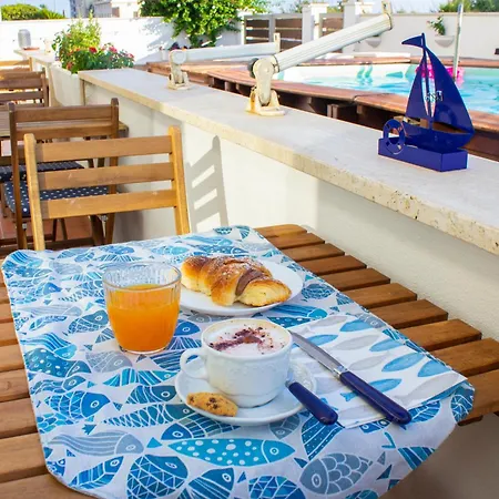 La Casa Del Sole - Beachfront -