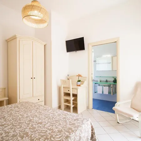 La Casa Del Sole - Beachfront - *